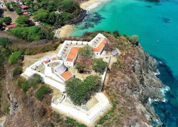Forte dos Remédios, no Arquipélago de Fernando de Noronha