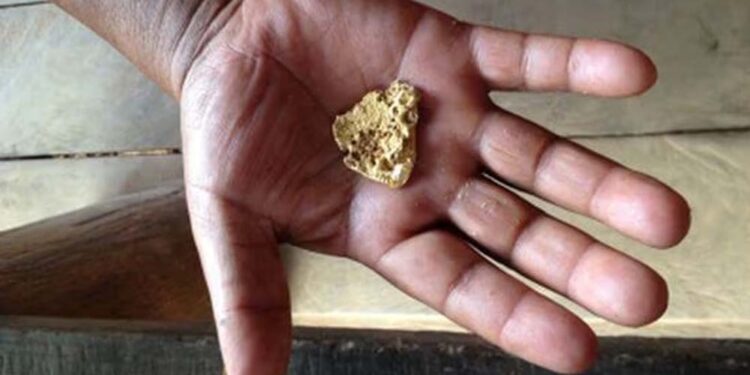 Garimpo ilegal de ouro "explodiu" nos últimos anos