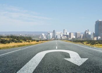 Após longos 3 meses Jair Bolsonaro retornará ao Brasil.