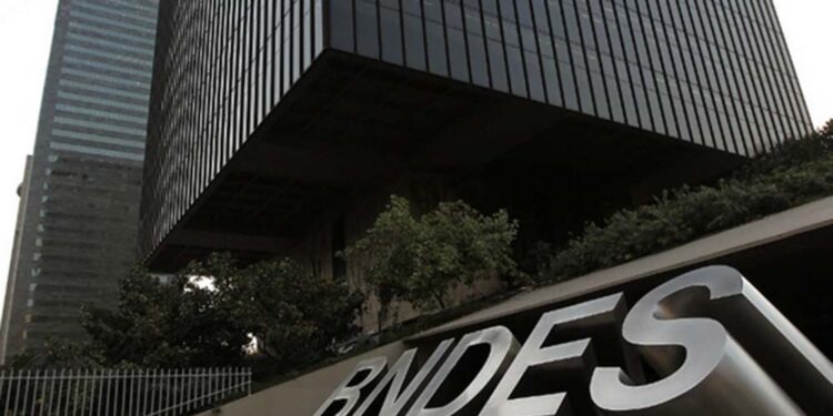 O governo de Pernambuco, sob a liderança de Paulo Câmara, não realizou a prestação de conta.