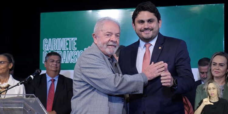 Sócio de haras de Juscelino é investigado por suspeita de ser funcionário fantasma no Senado.