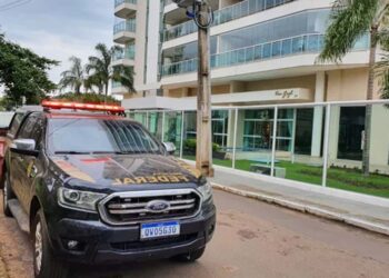 Operação investiga supostos crimes de corrupção e lavagem de dinheiro.