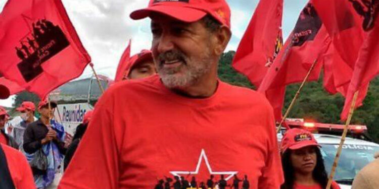 José Rainha líder da Frente Nacional de Lutas Campo e Cidade (FNL)