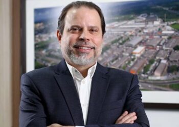 A governadora Raquel Lyra anunciou que o ex-deputado federal Bruno Rodrigues irá continuar liderando a Ceasa/PE em nome do PP.