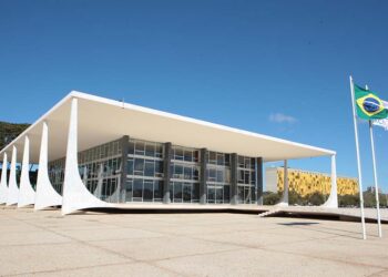 Suspeitos terão que utilizar tornozeleira eletrônica e não podem usar redes sociais.