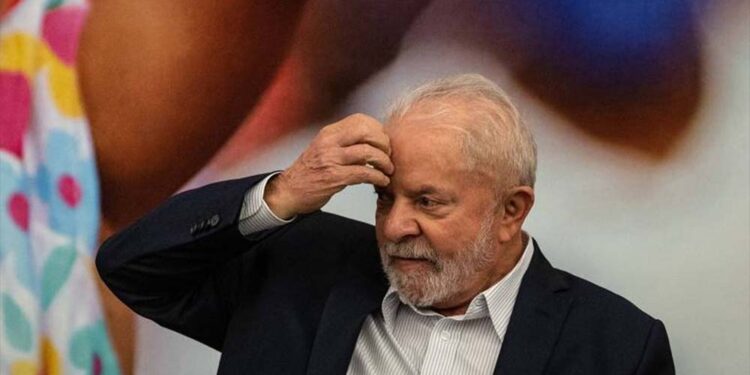 Parlamentares alegam que o presidente cometeu crime de responsabilidade