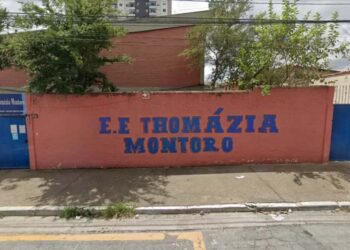 Três professores e dois alunos são esfaqueados dentro de escola estadual em SP