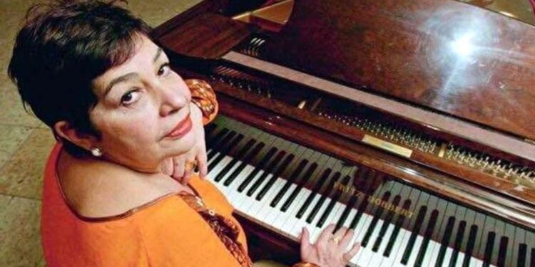 Sueli foi criada em Juiz de Fora e teve músicas gravadas por nomes como Elis Regina, Simone, Maria Bethânia e Nara Leão