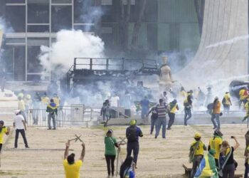 Mandados de prisão e de busca e apreensão foram autorizados pelo STF