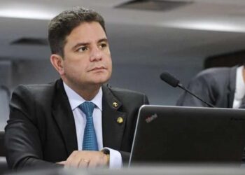 Governador do Acre, Gladson Cameli, é alvo de operação da PF