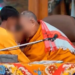 Dalai lama é acusado de pedir beijo a menino e mostrar a língua.