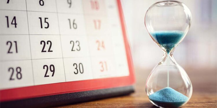 No discurso para marcar os 100 primeiros dias de governo, presidente repisou críticas ao antecessor enquanto cobrava otimismo da equipe.