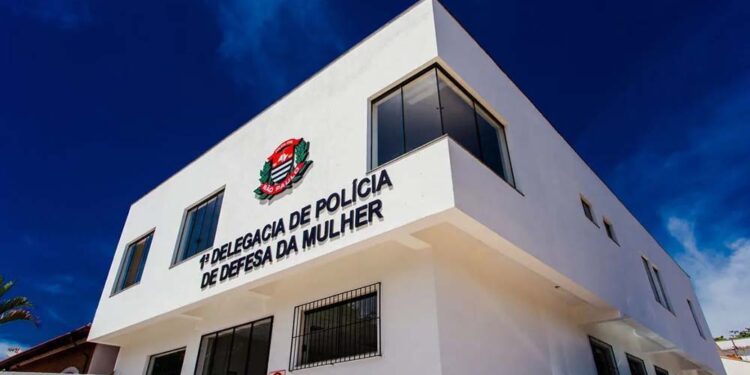 Governo sancionou lei; também foi aprovado o atendimento prioritário a vítimas de violência doméstica no Sine.