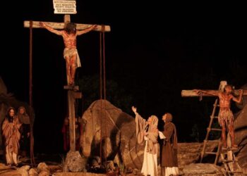 Performance da Paixão de Cristo de Nova Jerusalém