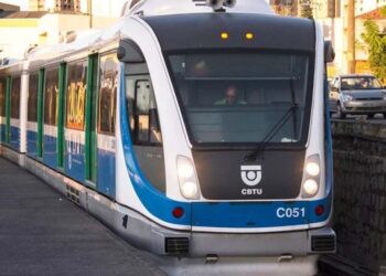 Sistema de  Veículo Leve Sobre Trilhos (VLT), em Pernambuco