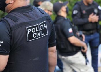 Operação cumpre 10 mandados de internação de menores em 5 estados contra violência em escolas