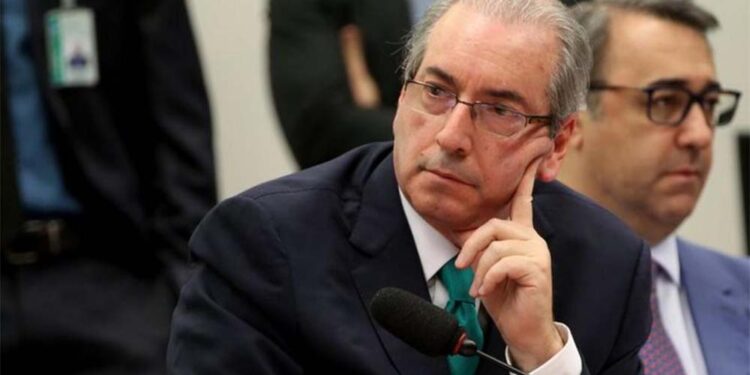 Ministros do STF divergem sobre competência e anulam condenação de Eduardo Cunha.