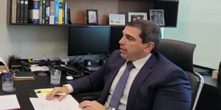 Advogado Bruno Santos, representante dos acusados na época.