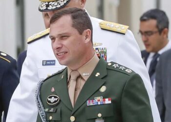 Ex-ajudante de ordens, tenente-coronel Mauro Cid