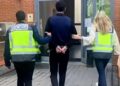 Polícia da Espanha detém suspeitos de pendurar boneco representando Vinicius Jr. enforcado