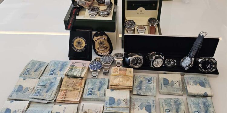 Operação da Polícia Federal investiga irregularidades nas inspeções fiscais no Porto de Suape