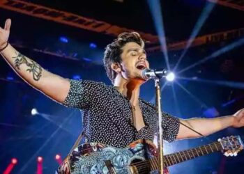 Luan Santana durante apresentação