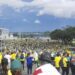 Bolsonaristas reunidos durante a invasão de 8 de janeiro