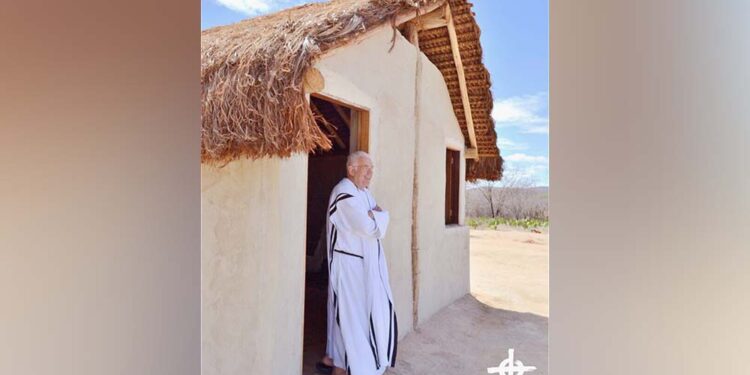 Ele responde por acusação de que estaria presente  durante suposto crime