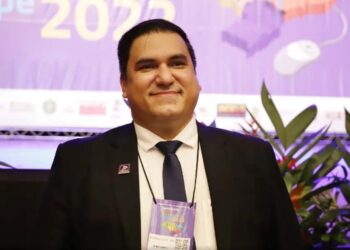 Diretor do MEC é demitido após operação contra fraude em licitação no AL.