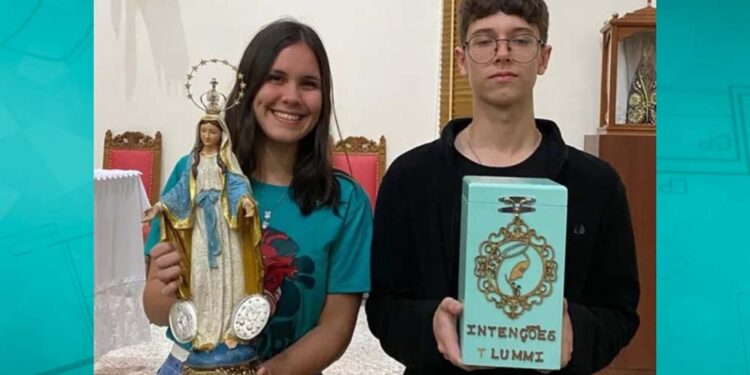 Casal é baleado em escola em Cambé, Paraná. Karoline Verri Alves morreu e Luan Augusto foi atingido na cabeça.