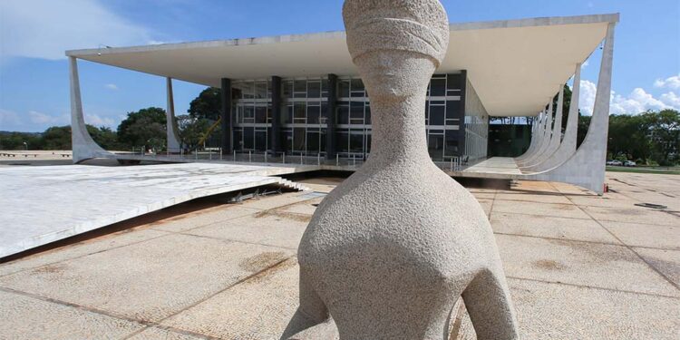 STF é a última instância do poder judiciário brasileiro