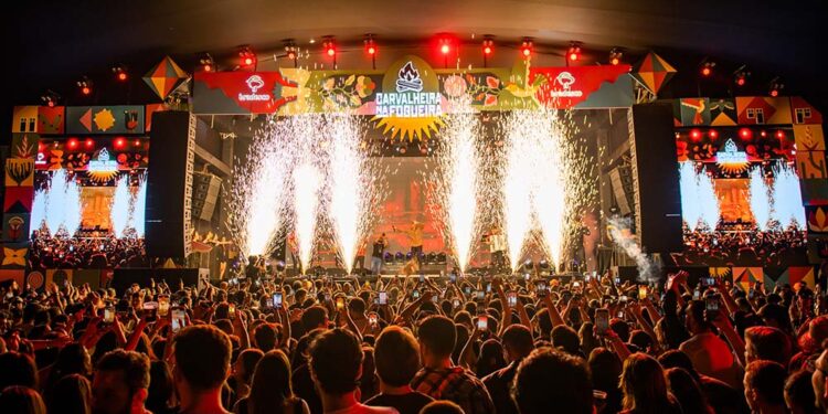 : Carvalheira na Fogueira proporciona noite especial de São João na Serra