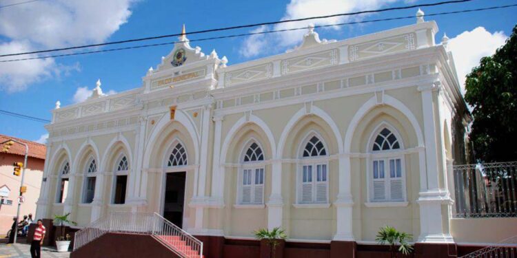 Prefeitura de Gravatá abriu licitação para comprar jogos educacionais