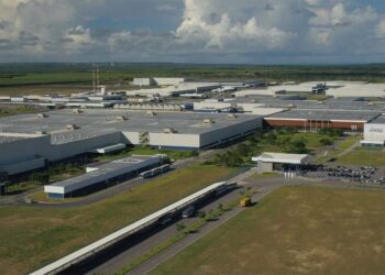 Lula visita Pernambuco e dá início à produção de novo modelo de carro no Polo Automotivo de Goiana,