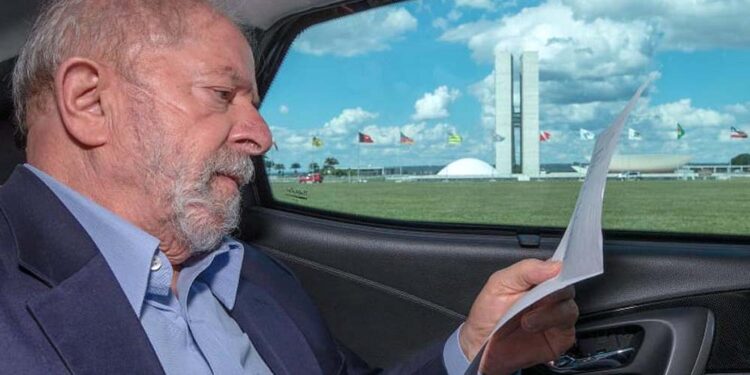 Ignoradas pelo Congresso, três medidas provisórias perdem validade.