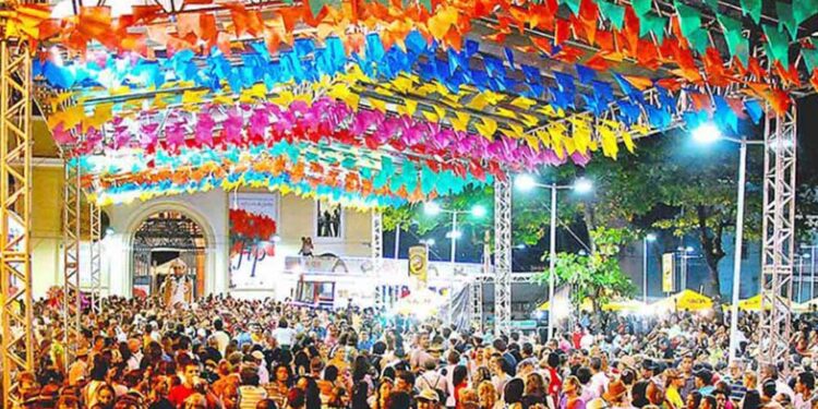Recife inicia programação oficial de São João