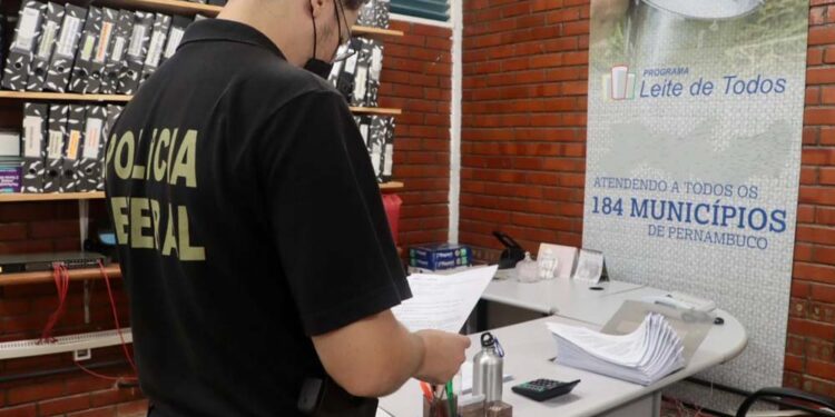 Operação Desnatura, da PF, CGU e Receita, apura irregularidades no fornecimento de leite com recursos federais