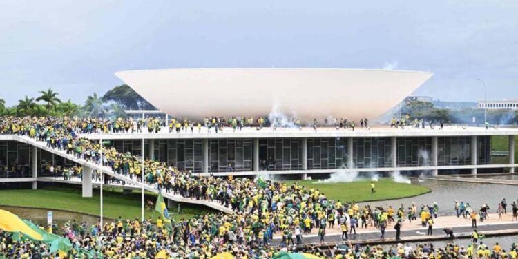 Sargento Luis Marcos Dos Reis foi supervisor na ajudância de ordens de Bolsonaro desde o início do governo até julho de 2022