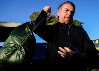 Bolsonaro fará depoimento à PF se teve envolvimento com os atos 8 de janeiro.