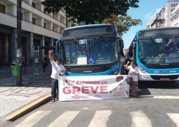 TRT-6 determina percentuais mínimos de frota em circulação durante greve de ônibus.