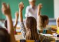 Educação neuroconsciente: Um escudo contra traumas na Infância.