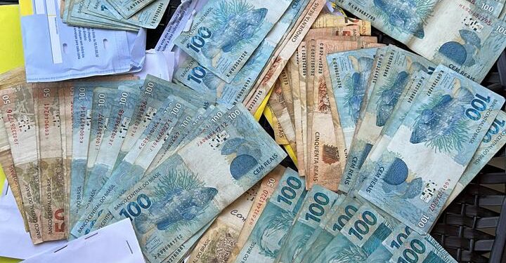 PF aprendeu R$ 100 mil em espécie durante operação