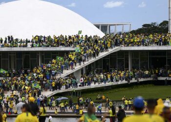 Com nova medida há possibilidade de apreensão de bens e bloqueio de contas bancárias e ativos financeiros de suspeitos de financiar atos antidemocráticos.