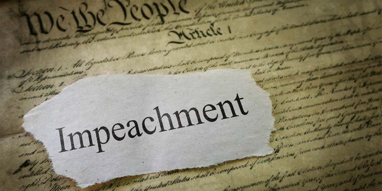 Barroso enfrenta críticas e pedidos de retratação após declaração controversa.