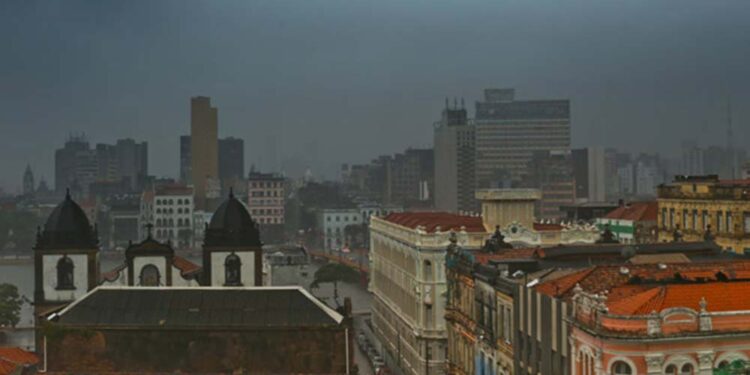 Apac fez alerta e divulgou estado de atenção no Recife e Região Metropolitana entre esta quinta (6) e sexta (7)