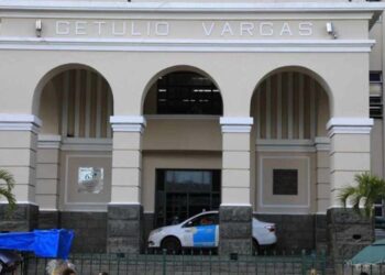 Hospital Getúlio Vargas, no Recife, é uma das principais referências de atendimento na rede pública estadual