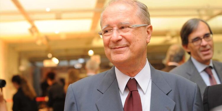 O diplomata comandou diversas embaixadas e defendia o pragmatismo do Brasil nas relações com outros países