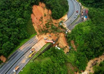 Queda de barreiras no Paraná, em 2022
