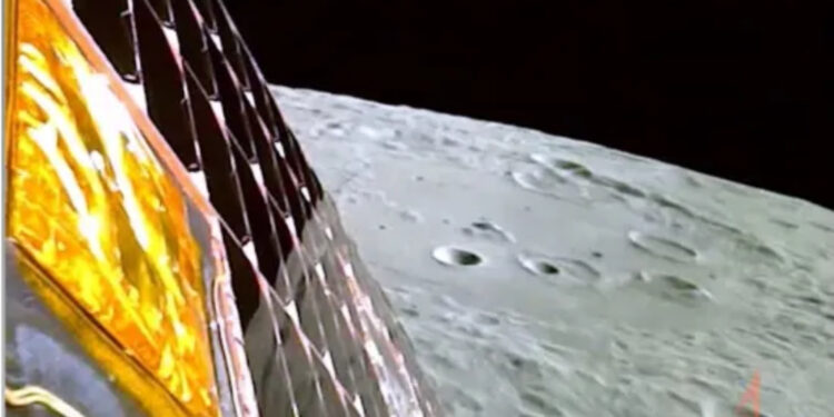 Índia realiza pouso lunar com custo reduzido de US$ 80 milhões.