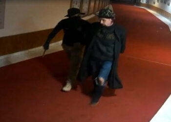 STF aceita novas denúncias contra acusados por atos golpistas de 8 de janeiro.